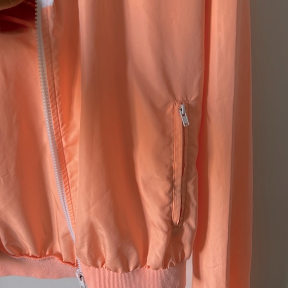 Color block full zip windbreaker - Picture 3 of 6